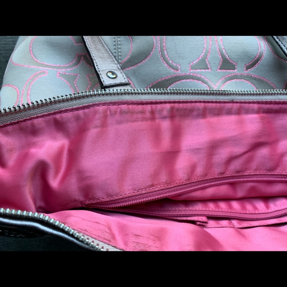 Coach Tote - Picture 8 of 9